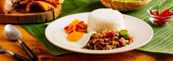 Sisig Republic food