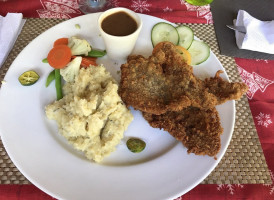 Dauin Dive Cafe food