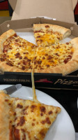 Pizza Hut food