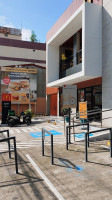 Mcdonald's P. Camp outside