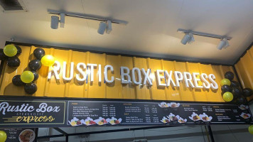 Rustic Box Express Mall Of Asia inside