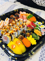 Yummy Yukemi Sushi food