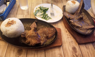 Marikina Sizzling House By Cuisina De Mayore food