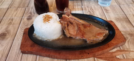 Marikina Sizzling House By Cuisina De Mayore food