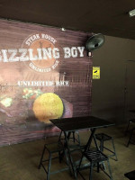 Sizzling Boy, Concepcion Marikina inside