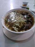 Tres Pares Marikina food