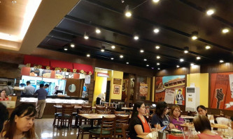 Shakey's Pizza Parlor Sm City Marilao food