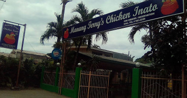 Manang Terry's Chicken Ina To! food