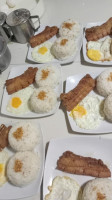 Papi's Pares Silog House inside