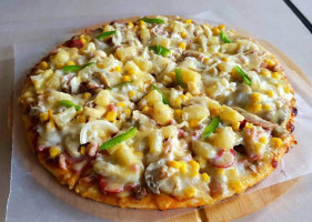 More Bites Pizza Molave Branch food