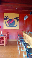 Red's Diner food