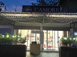 T'amore outside