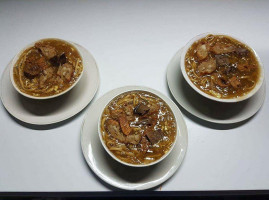 Halo-halo At Lomi Sa Tabing Palayan food