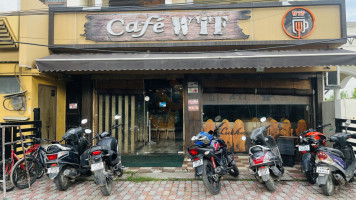 Cafe Wtf outside