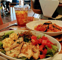 Green Cafe food