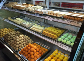 Khalsa Sweets food