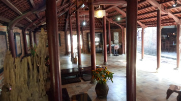 Nhà Hàng Chay Thiền Tâm inside