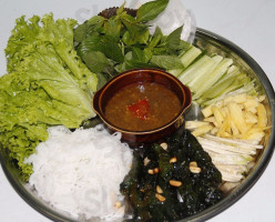 Gà Ác Tiềm Thuốc Bắc food