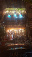 Red Peppers Pizzaria outside