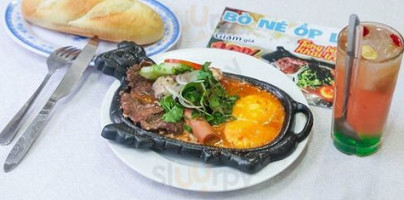 Bò Né Ốp La food