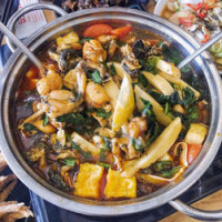 Nhà Hàng Bình Minh food