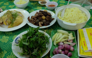 Cơm Gà Bà Luận Tam Kỳ food