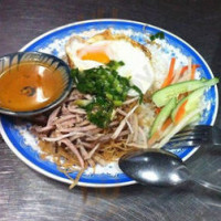 Món Ăn Xuôi Ngược food