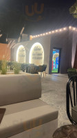 مطعم إمبيرو inside