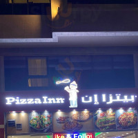 ‪pizza Inn‬ food