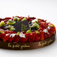 Le Petit Gateau food