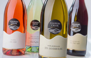 Summer Sunday Jazz At Coopers Creek Vineyard food