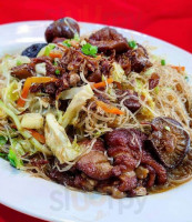 The Original Binondo Fried Chicken House food