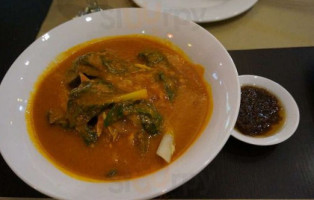 Anix's House Of Kare Kare food