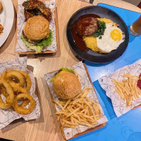 8 Cuts Burger Blends food