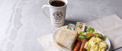 The Coffee Bean Tea Leaf food