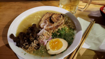 Ramen Kintaro food