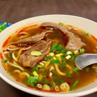 Ke Kou Beef Noodles food