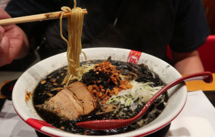 Ramen Nagi food