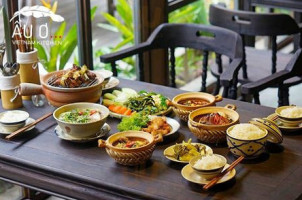 Ầu Ơ Vietnam Kitchen food