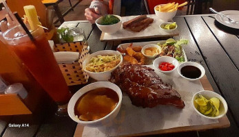 The Moose Roo Smokehouse food