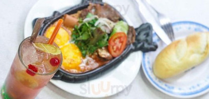 Bò Né Ốp La food