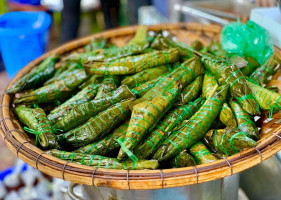 Banh Cuon Ba Hoanh food