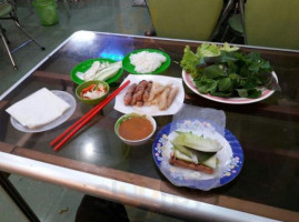 Thanh Tram food