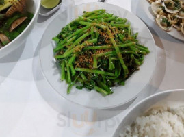 Nhà Hàng Đại Dương food