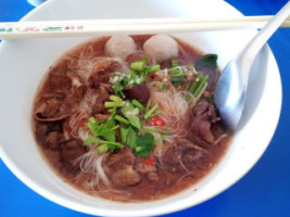 บูมก๋วยเตี๋ยวเรือ menu