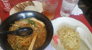 Ukokkei Ramen Ron food