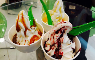 Llaollao food