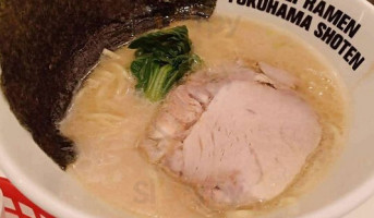 Ie-kei Ramen Yokohama Shoten food