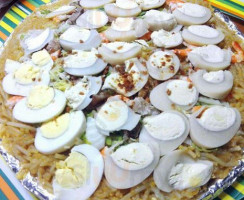 Nanay's Pancit Malabon food