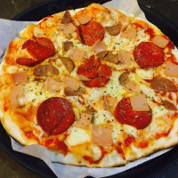 Bobo's Pizzeria food